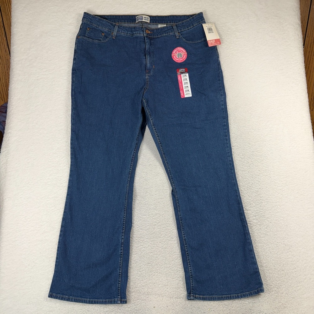 Levi's Signature Totally Shaping Boot Cut Jeans 22W (40.5x31) Plus Slimming Mid